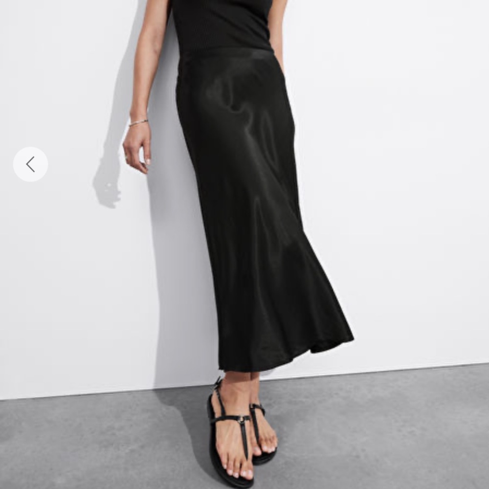 & Other Stories Satin slip Midi Skirt in Black, 100% Viscose, Size 4